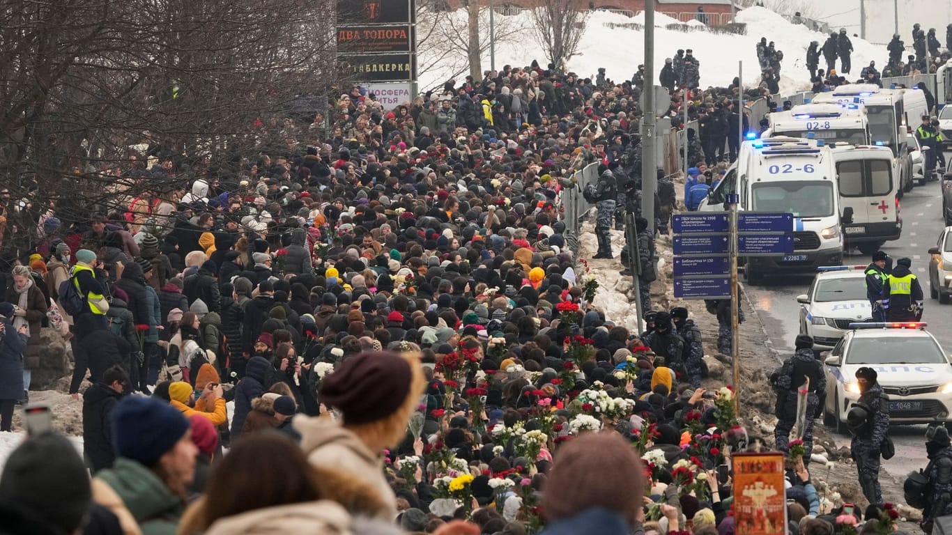 Beerdigung von Kremlgegner Nawalny