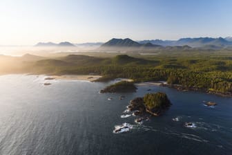 Vancouver Island: Mit dem Postschiff durch die Wildnis