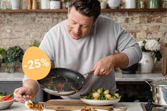 Oster-Angebote bei Amazon: Das Pfannenset Cook's Direct On von Jamie Oliver by Tefal ist jetzt rekordgünstig erhältlich.