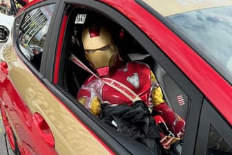 "Iron Man": Der Mann scheint ein großer Fan von Marvel zu sein.