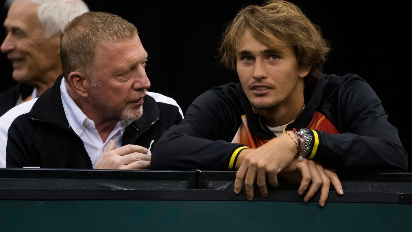 Boris Becker (li.) und Alexander Zverev beim Davis Cup 2023: Engere Zusammenarbeit?