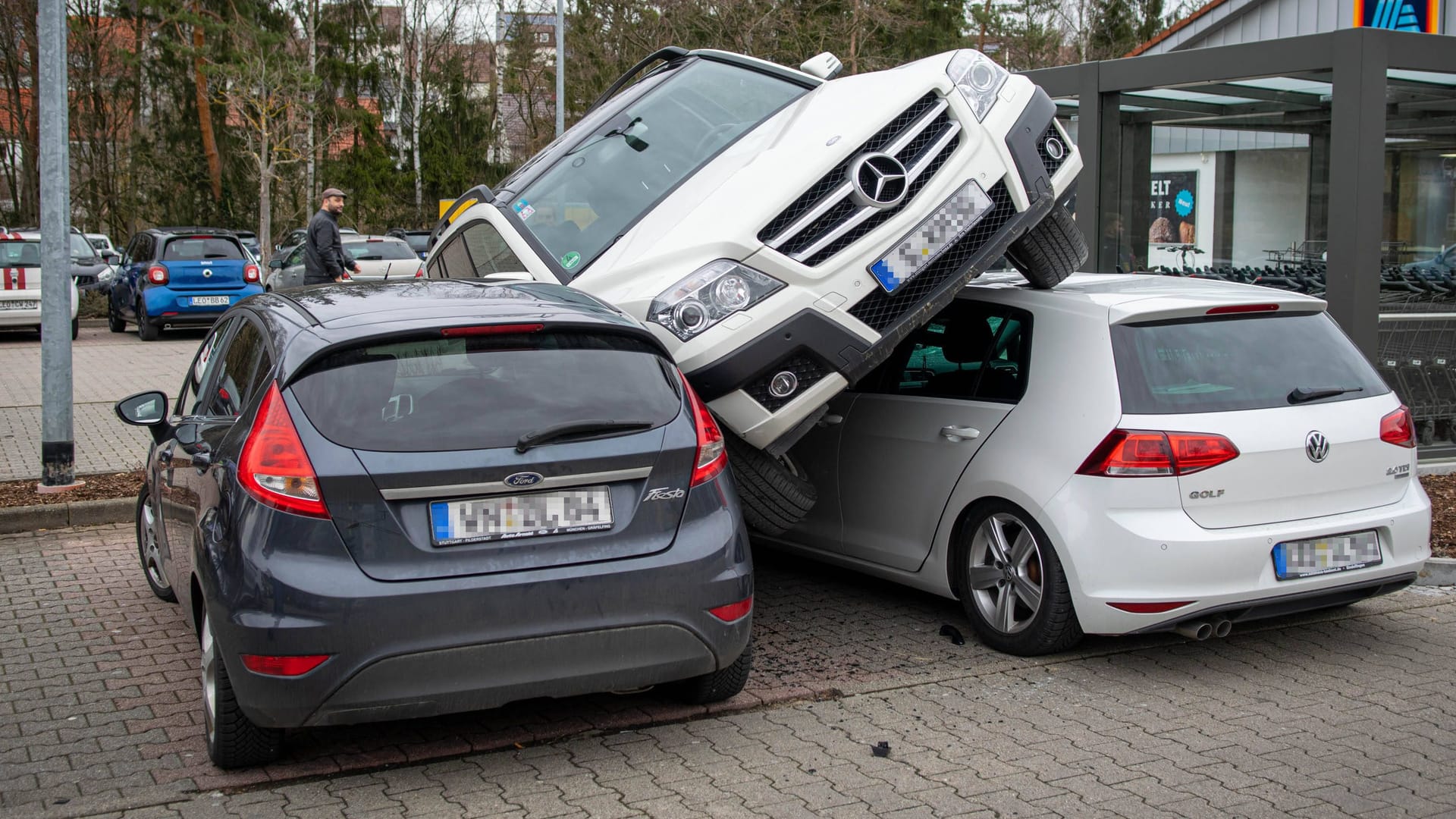 Überflieger: SUVs gelten als die Erfolgstypen unter den Autos. Ihre Unfallquote spricht eine andere Sprache.