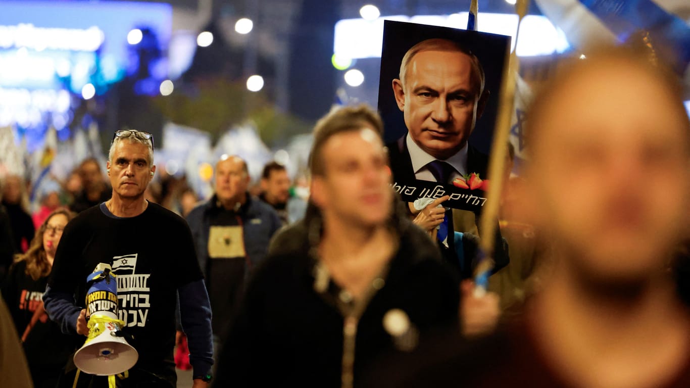 Seit Monaten gehen Israelis gegen die Regierung Netanjahus auf die Straße, wie hier in Tel Aviv.