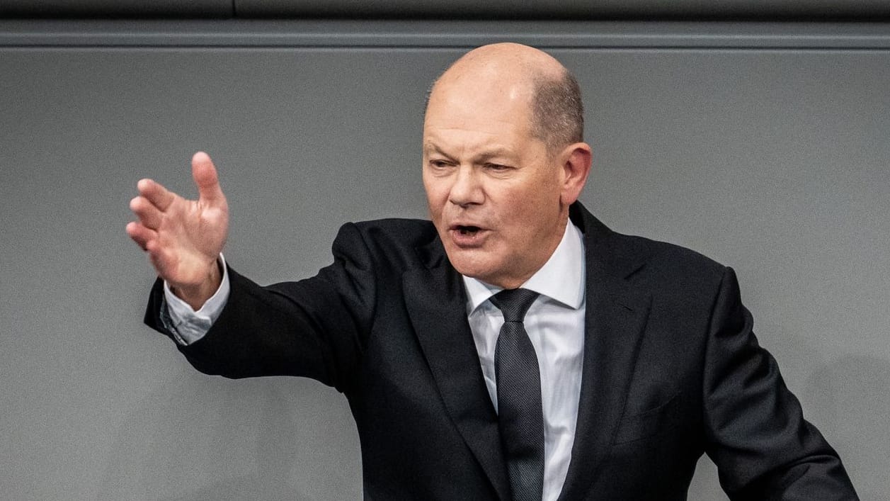 Olaf Scholz: Er schämt sich für die Ukraine-Debatte in Deutschland.