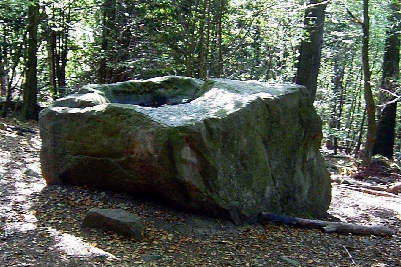 Alte Taufer, gelegen im Osten von Lauenau (Landkreis Schaumburg), Niedersachsen