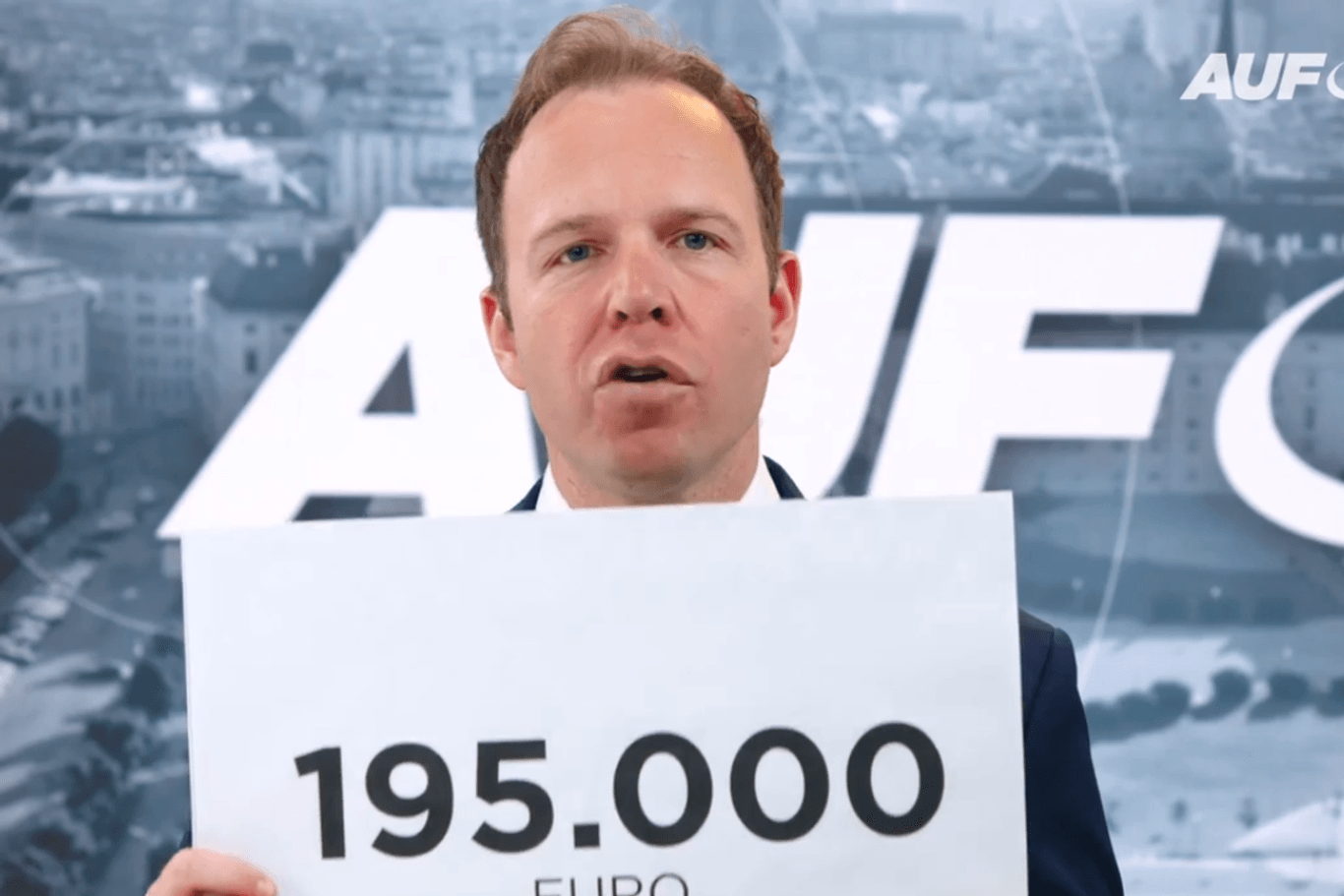 195.007 Euro: AUF1 um den Chefredakteur Stefan Magnet hat einem Stuttgarter Sender diesen hohen Bußgeldbescheid eingebracht.