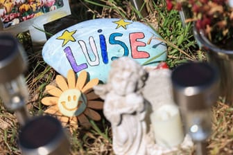 Gedenken an Luise (Archivbild): Die 12-Jährige wurde durch mehr als 70 Messerstiche getötet.
