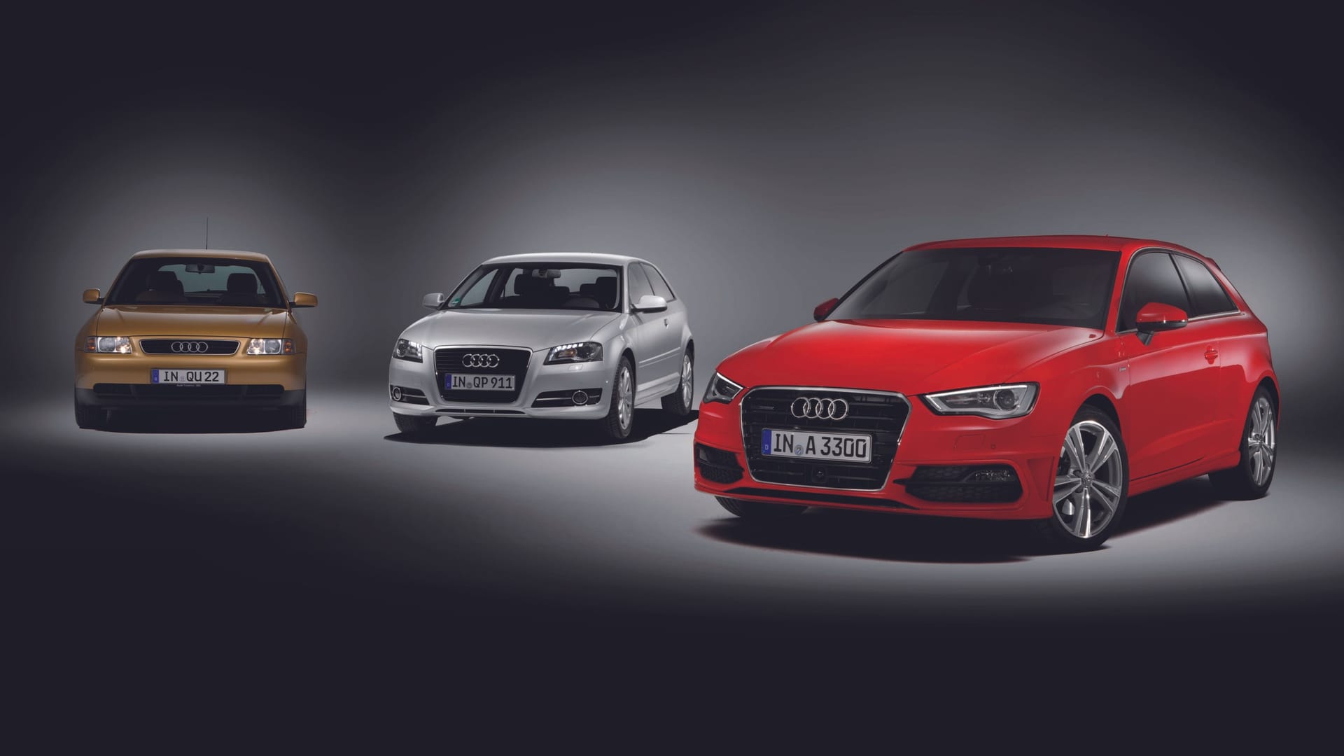 Die vorangegangenen Modellgenerationen (von links): Audi A3 8L (1996–2003), A3 8P (2003–2013), A3 8V (2012-2020). Der aktuelle A3 8Y ist seit 2020 auf dem Markt.