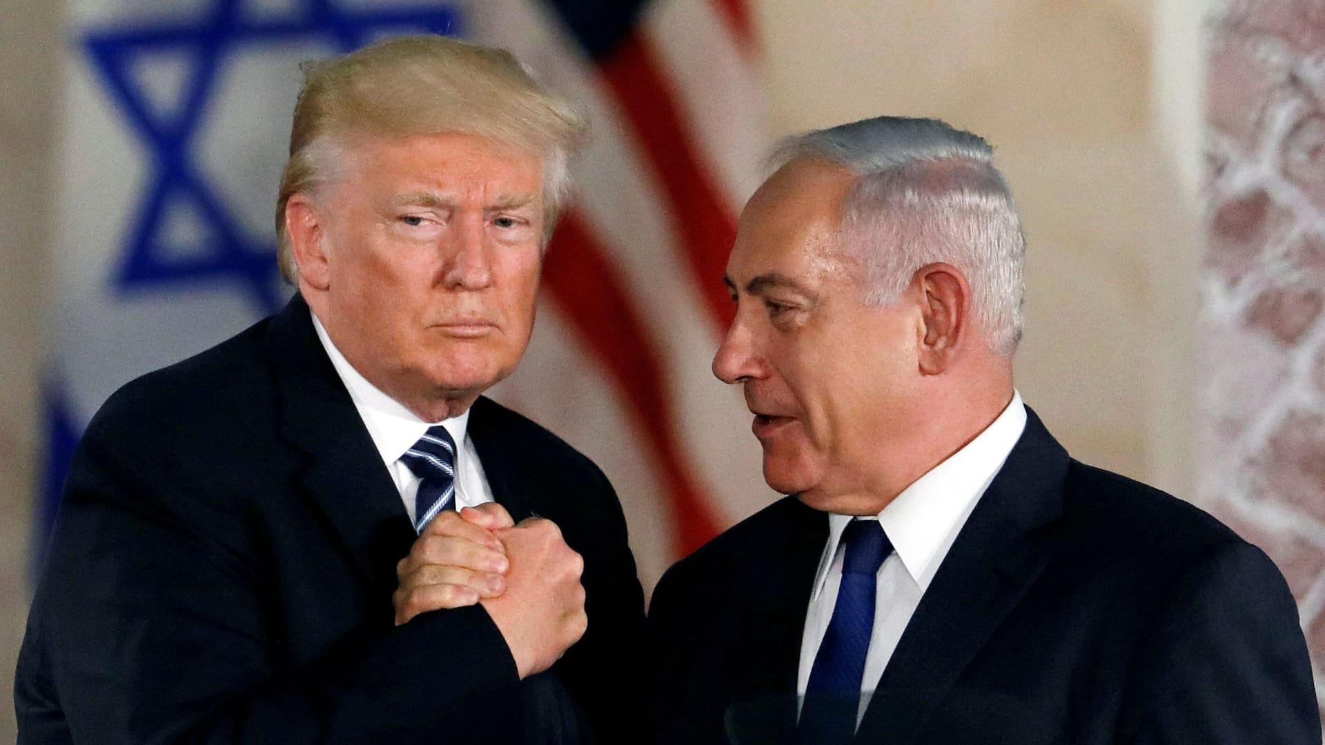 Politisch eng verbunden: Ex-Präsident Donald Trump und Israels Premierminister Benjamin Netanjahu (Archivbild).