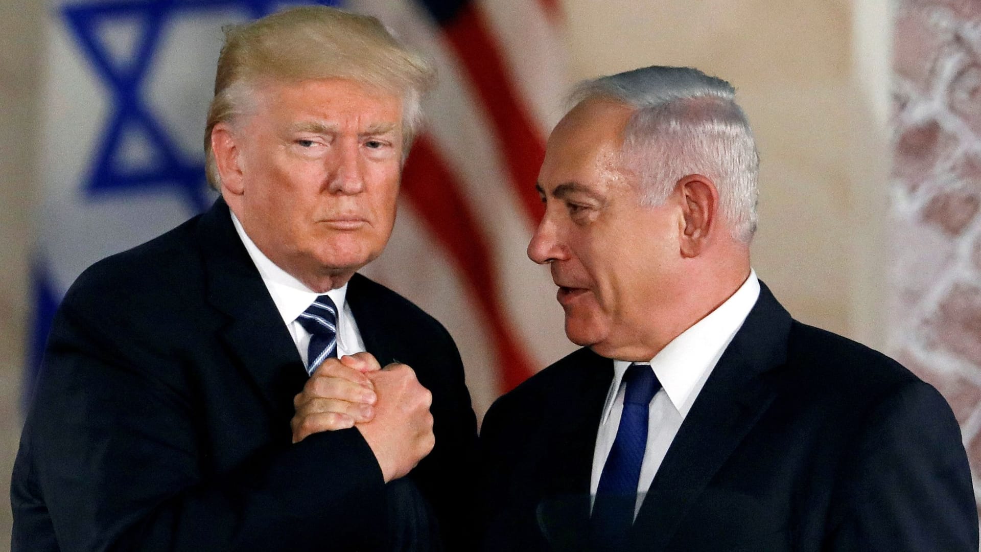 Politisch eng verbunden: Ex-Präsident Donald Trump und Israels Premierminister Benjamin Netanjahu (Archivbild).