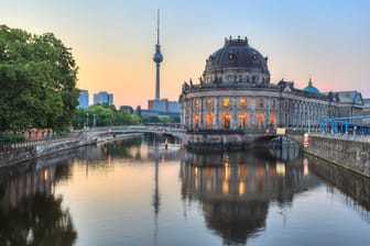 Bode-Museum in Berlin: Einige Berliner Museen müssen ihre Öffnungszeiten ab April reduzieren.