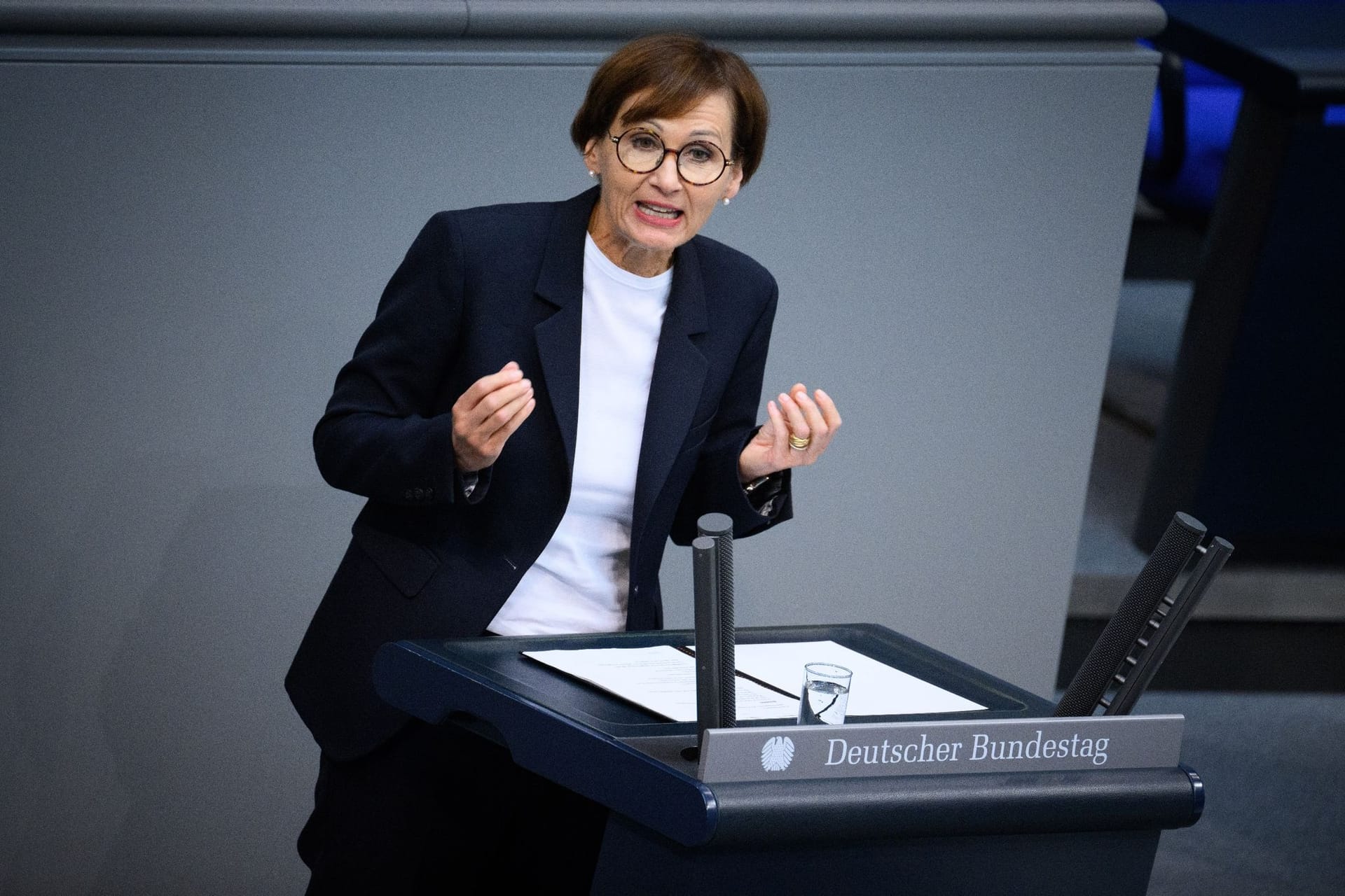 Bundesbildungsministerin