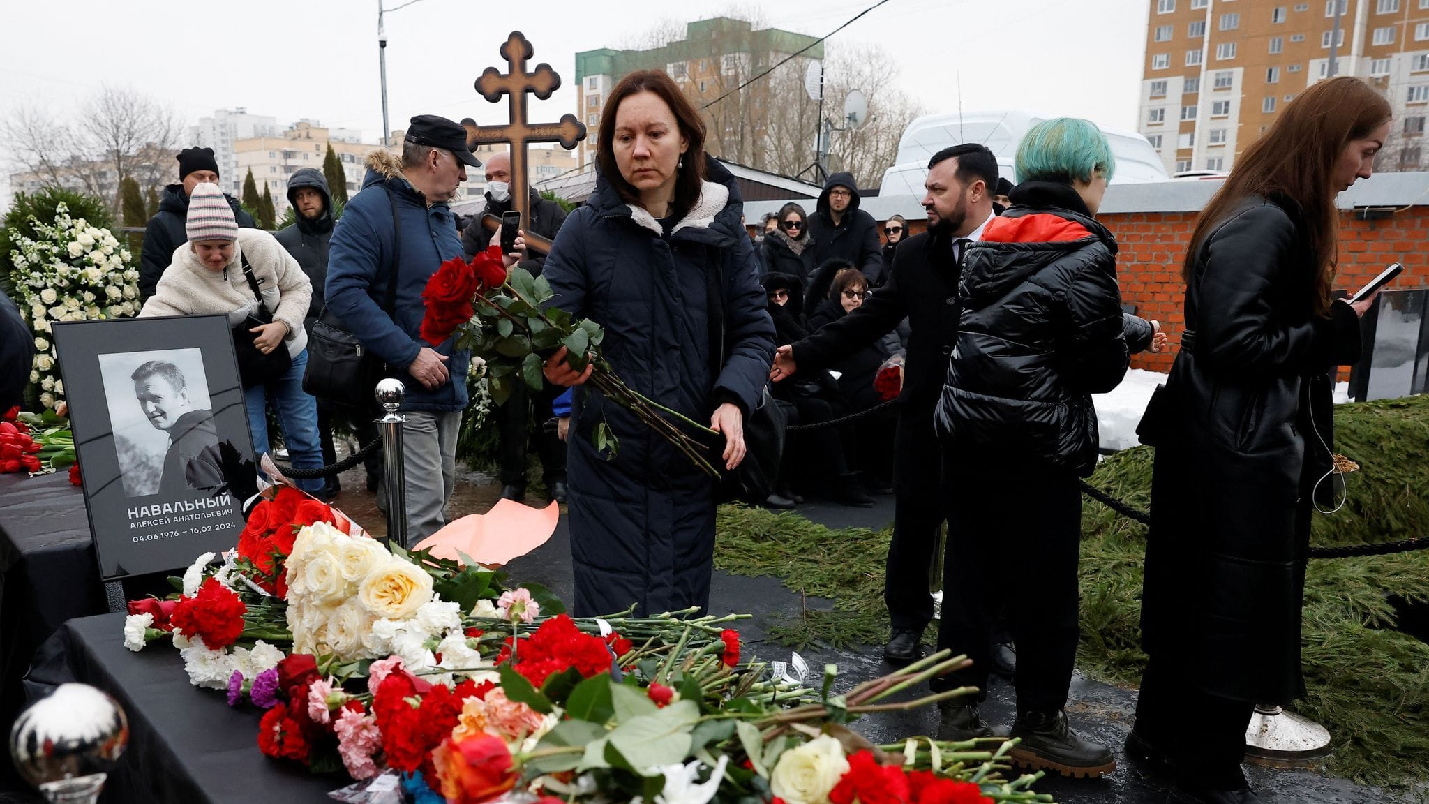 Nawalnys Trauerfeier | Mehr als 100 Festnahmen bei Beisetzung des Kremlkritikers