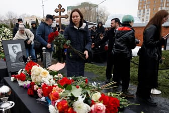 RUSSIA-NAVALNY/FUNERAL