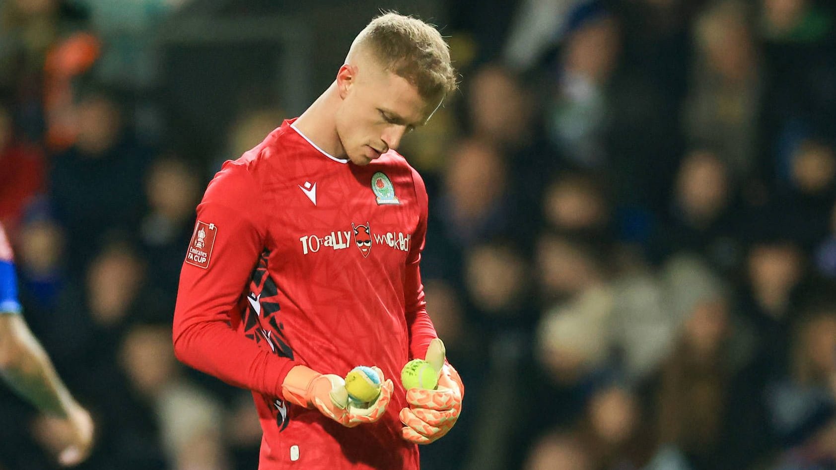 Blackburns Torwart Aynsley Pears hielt im FA-Cup-Spiel gegen Newcastle nicht nur Fußbälle in den Händen.