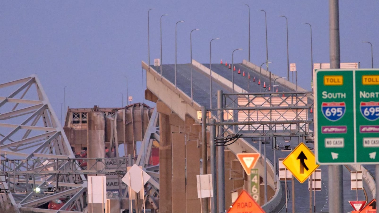 Spuren der Kollision: Das blieb von der Francis Scott Key Bridge übrig.