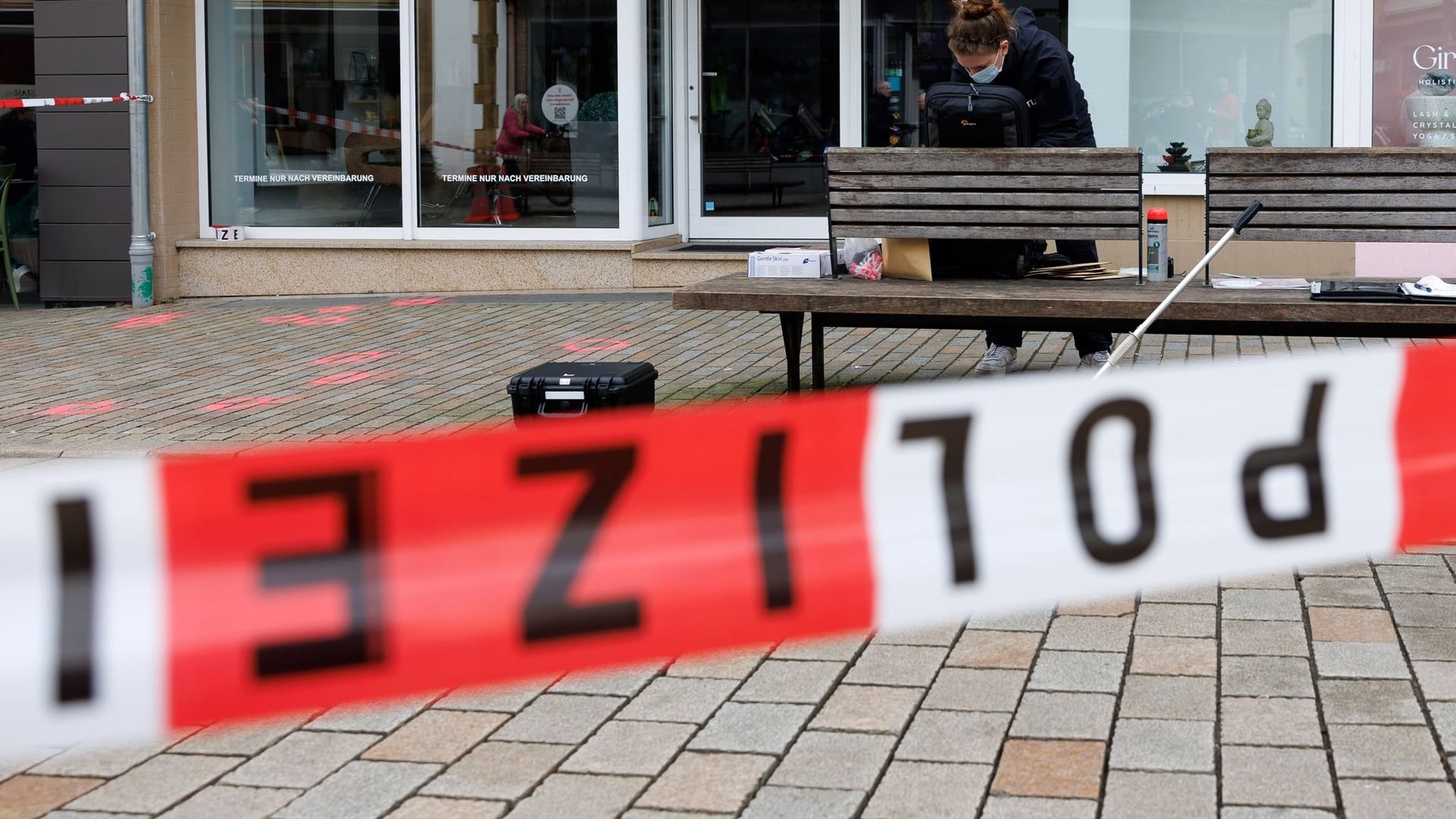 Nach Schüssen in Bielefeld - 38 Jahre alter Mann tot Nach Schüssen in Bielefeld - 38 Jahre alter Mann tot