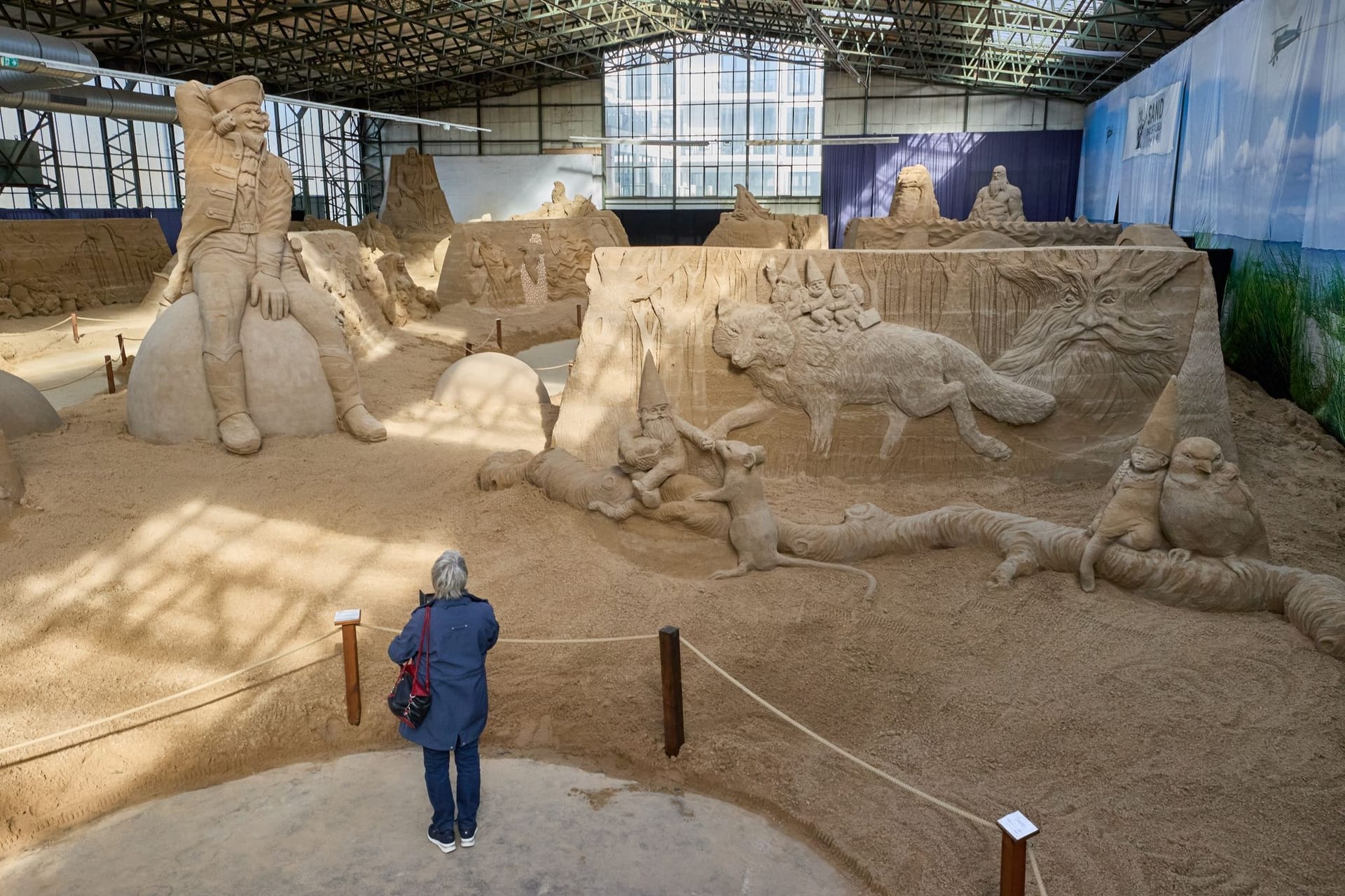 Sandskulpturen-Ausstellung in Travemünde