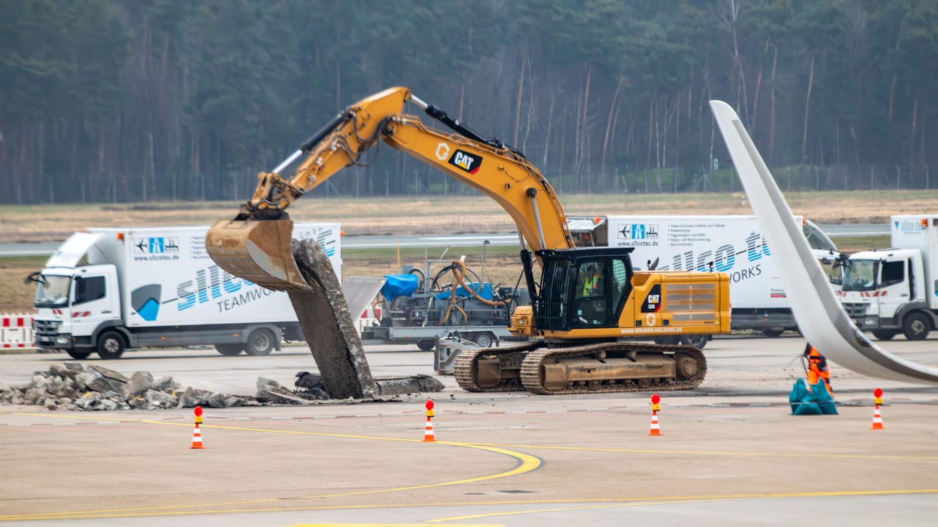 Die Baustelle am Nürnberger Flughafen: Passagiere dürften die Arbeiten sogar aus dem Flugzeug beobachten können.