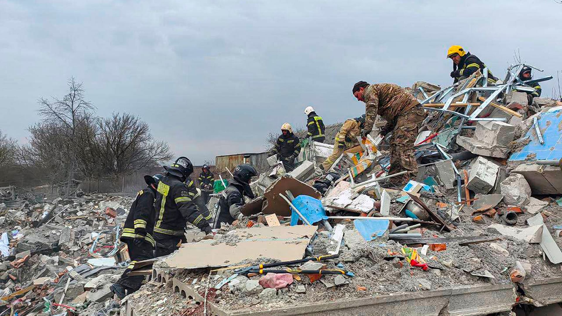 Aufräumarbeiten in Belgorod: Pro-ukrainische Kämpfer greifen die Region an.