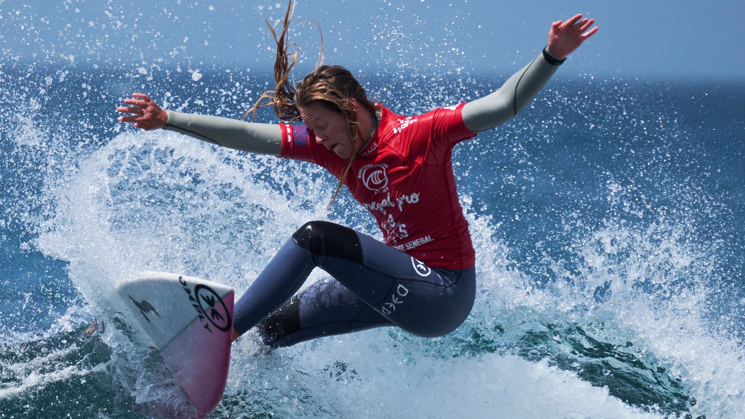 Olympia 2024: Camilla Kemp schreibt Surf-Geschichte – Deutsche qualifiziert