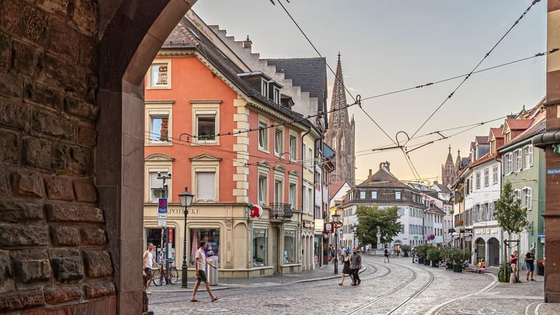 Verbindungsstück zwischen Altstadt und sogenannter Schneckenvorstadt: das Schwabentor.