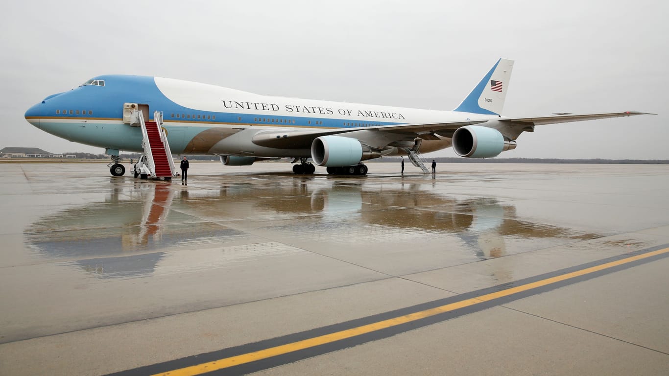 Stolz der Nation: Die Air Force One des US-Präsidenten ist eine Maschine von Boeing (Archivbild).
