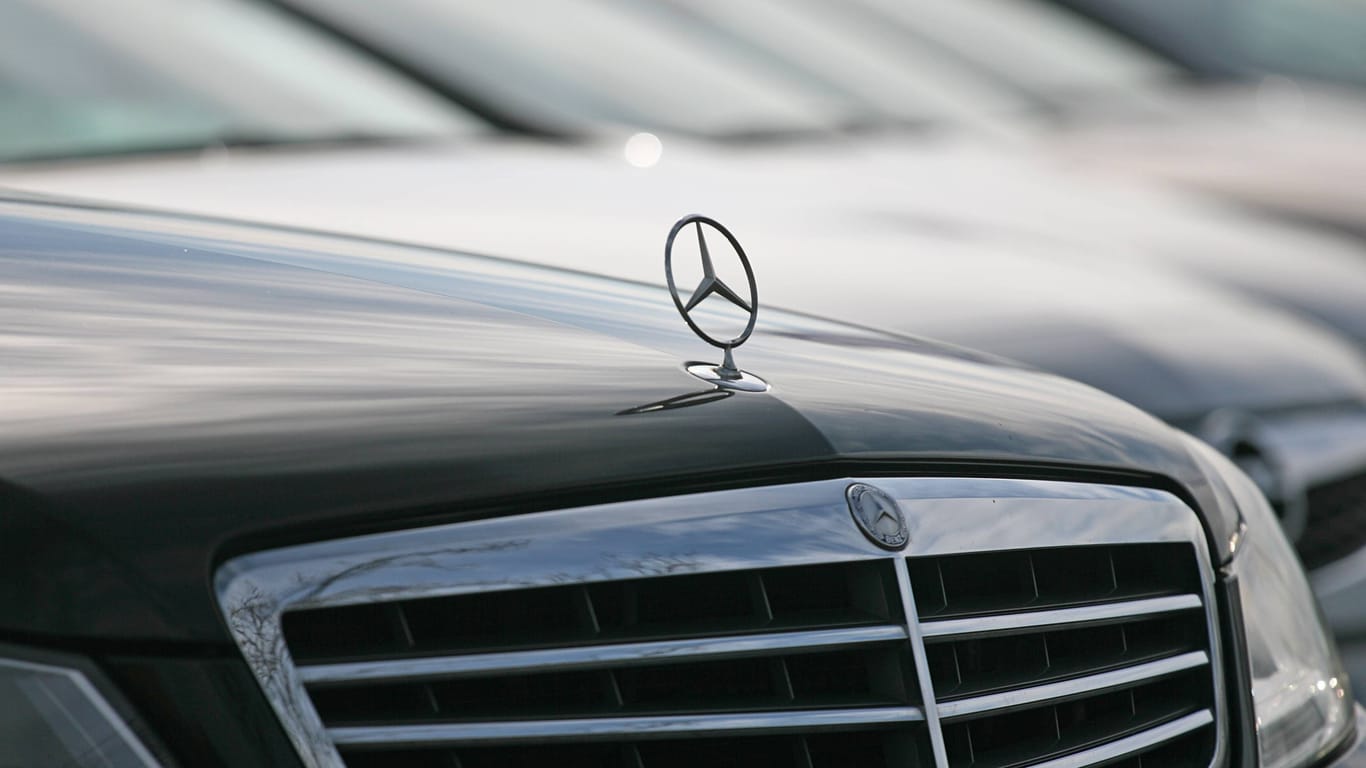 Unter den gestohlenen Fahrzeugen ist auch ein Mercedes (Symbolbild).