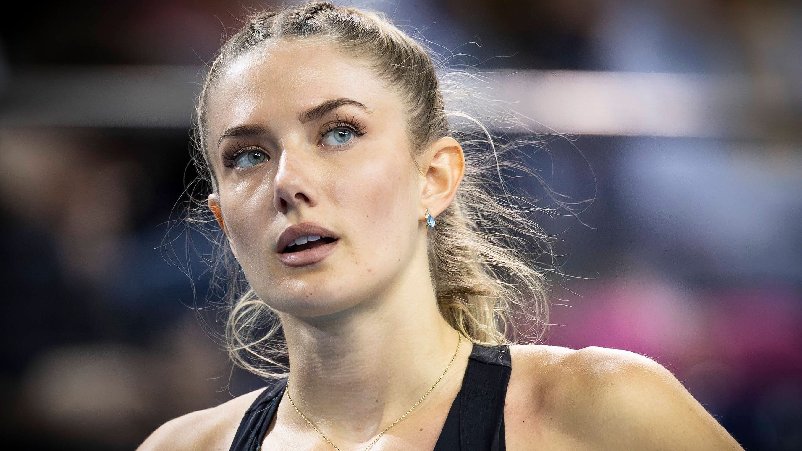 Alica Schmidt: Deutscher Leichtathletik-Star am Strand von Affen beklaut