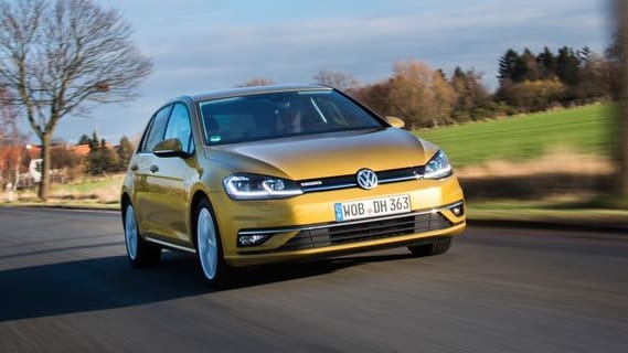 Moderne Zeiten: Das Design von Nummer VII wird wieder klarer und der Kompakte als e-Golf und Plug-in-Hybrid GTE elektrisch.