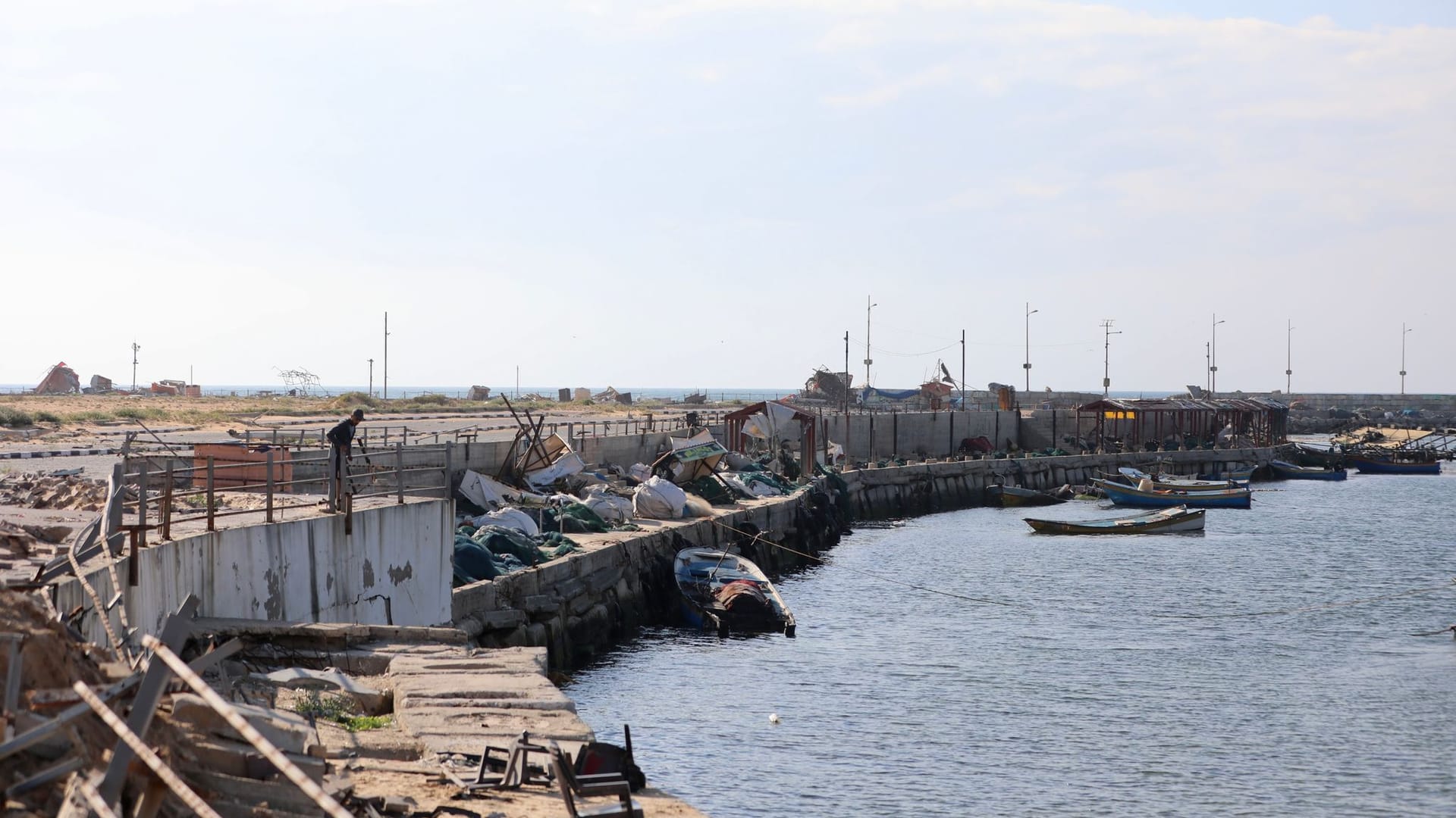 Beschädigter Hafen in Gaza-Stadt Beschädigter Hafen in Gaza-Stadt
