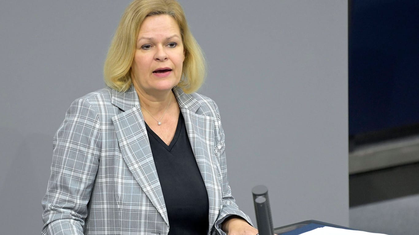 Nancy Faeser bei einer Sitzung des Deutschen Bundestages.