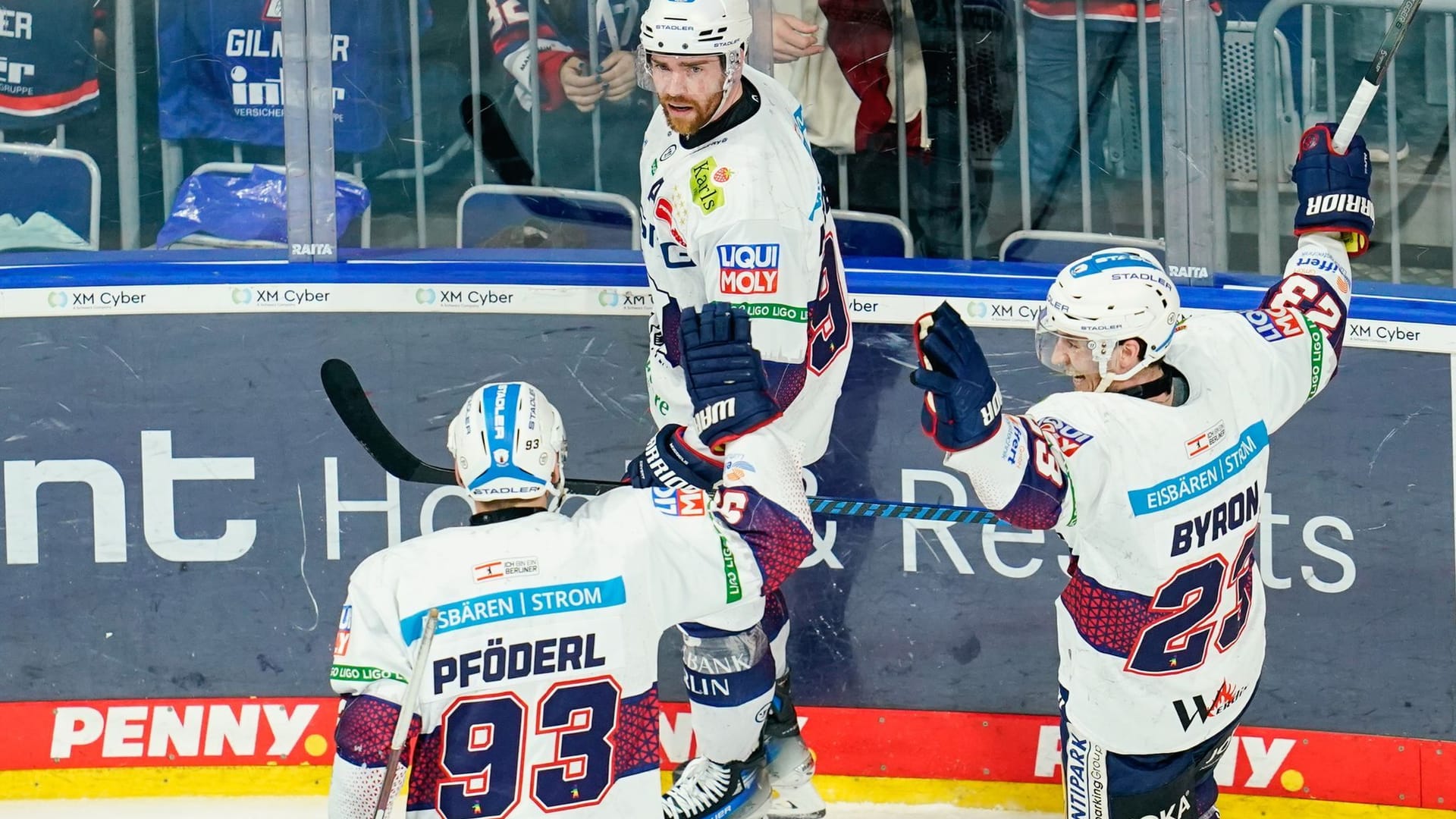 Adler Mannheim - Eisbären Berlin