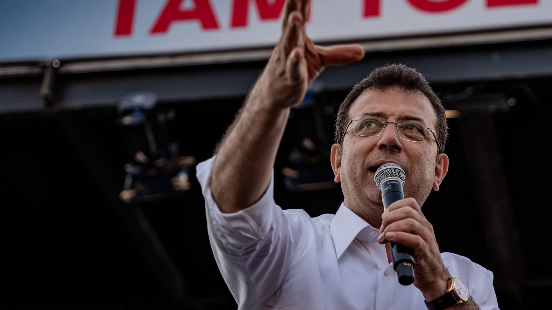 Istanbuls Bürgermeister Ekrem Imamoğlu im Wahlkampf zur Kommunalwahl in der Türkei.