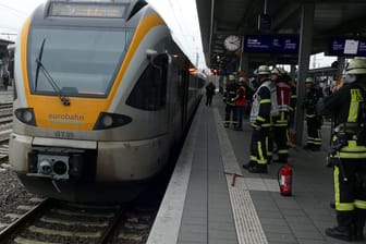 Die Feuerwehr am Zug: Der Kabelbrand konnte schnell gelöscht werden.