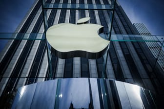 Apple-Logo in New York: Das Justizministerium behauptet, der Tech-Gigant nutze ein Monopol aus.