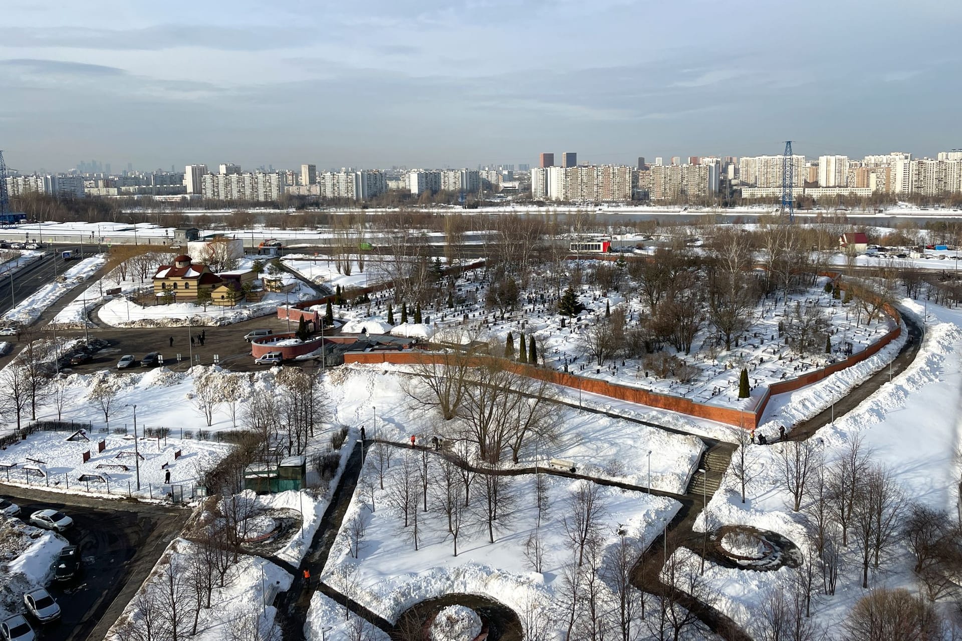 Der Friedhof Borissowskoje: Auf dem kleinen Friedhof wird der russische Oppositionsführers Nawalny beerdigt.