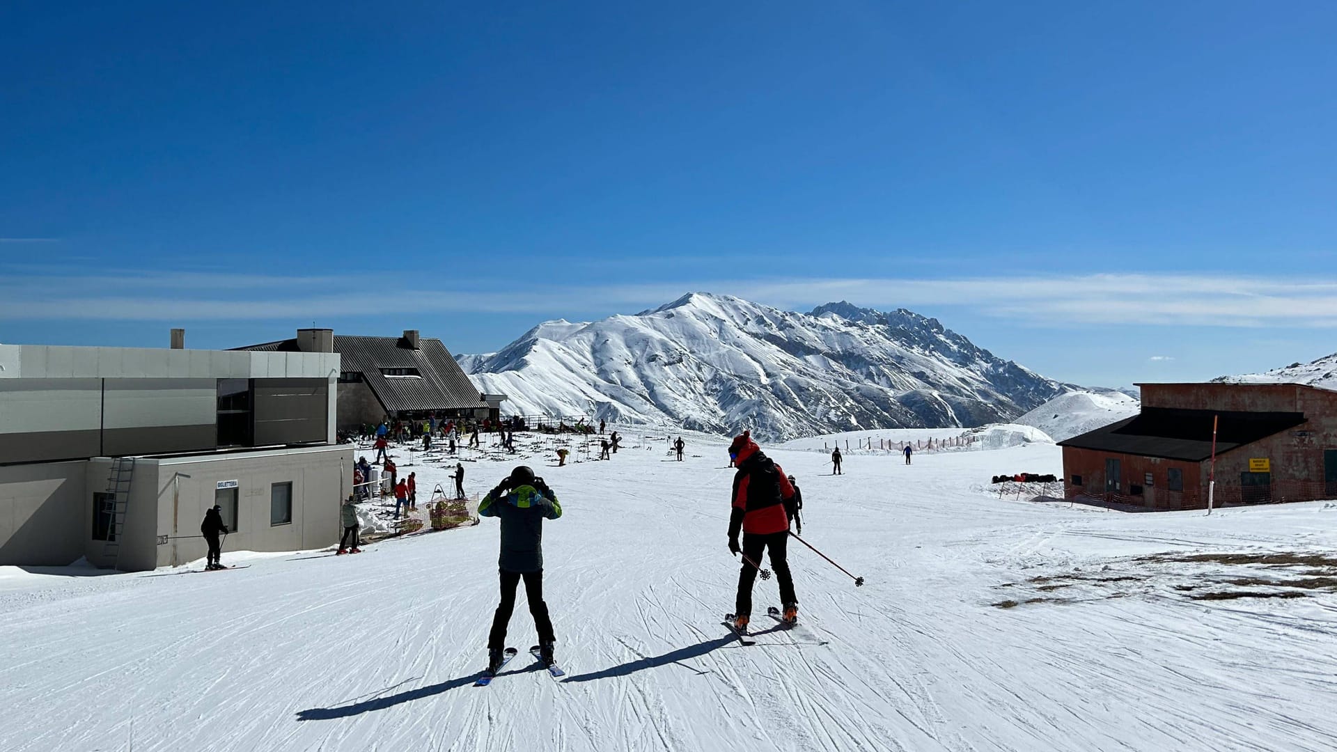 Im April 2023 war die Welt noch in Ordnung: Auf dem Campo Imperatore waren die Pisten ausreichend präpariert.