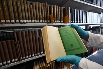 Arsen in Bibliotheken