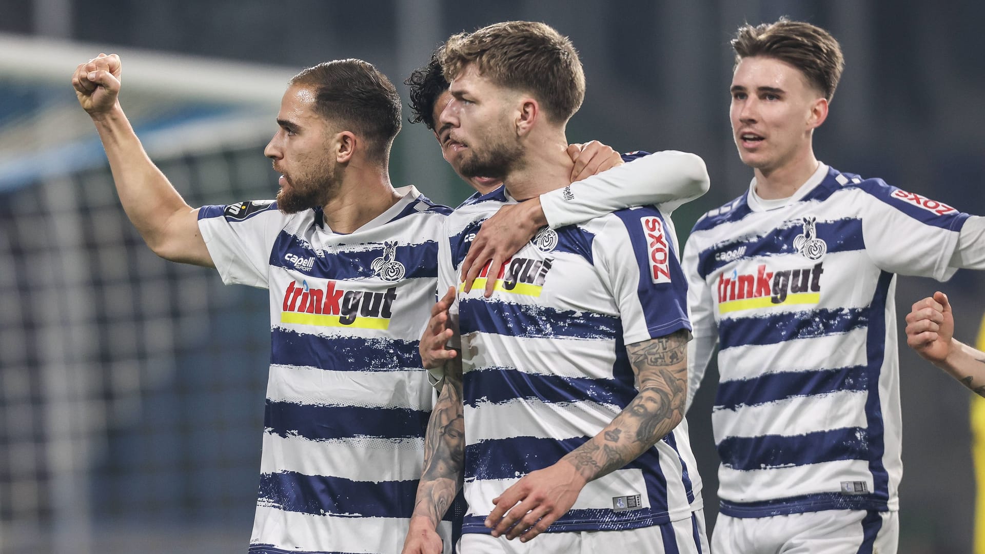 Duisburg jubelt über drei Punkte gegen den BVB ll.