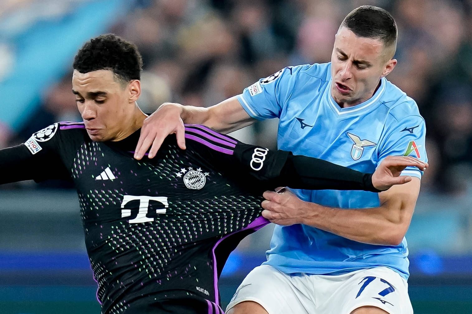 Lazios Adam Marusic und Jamal Musiala (l.): Am Dienstag treffen die Teams im Rückspiel aufeinander.