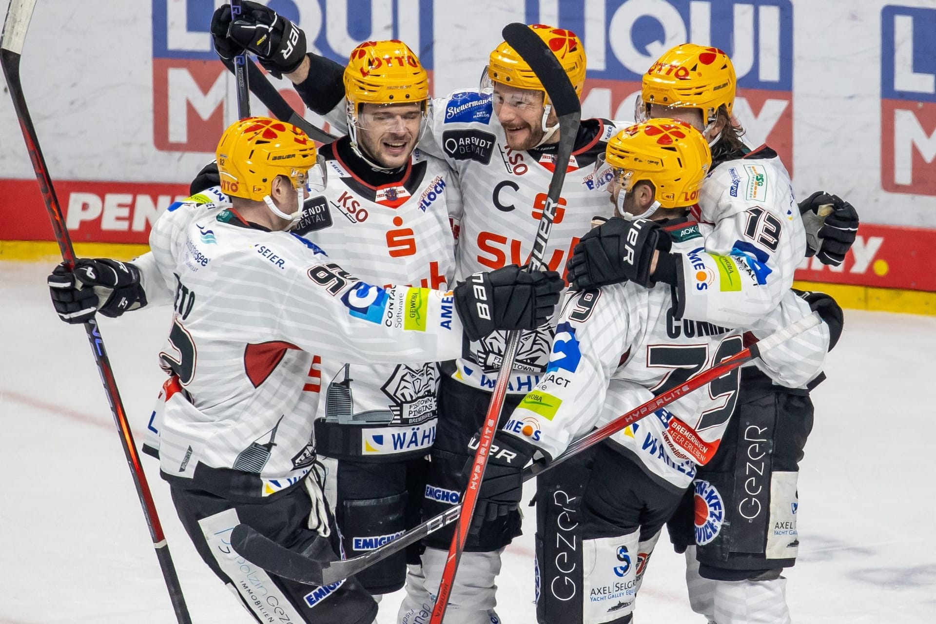 Eisbären Berlin - Pinguins Bremerhaven