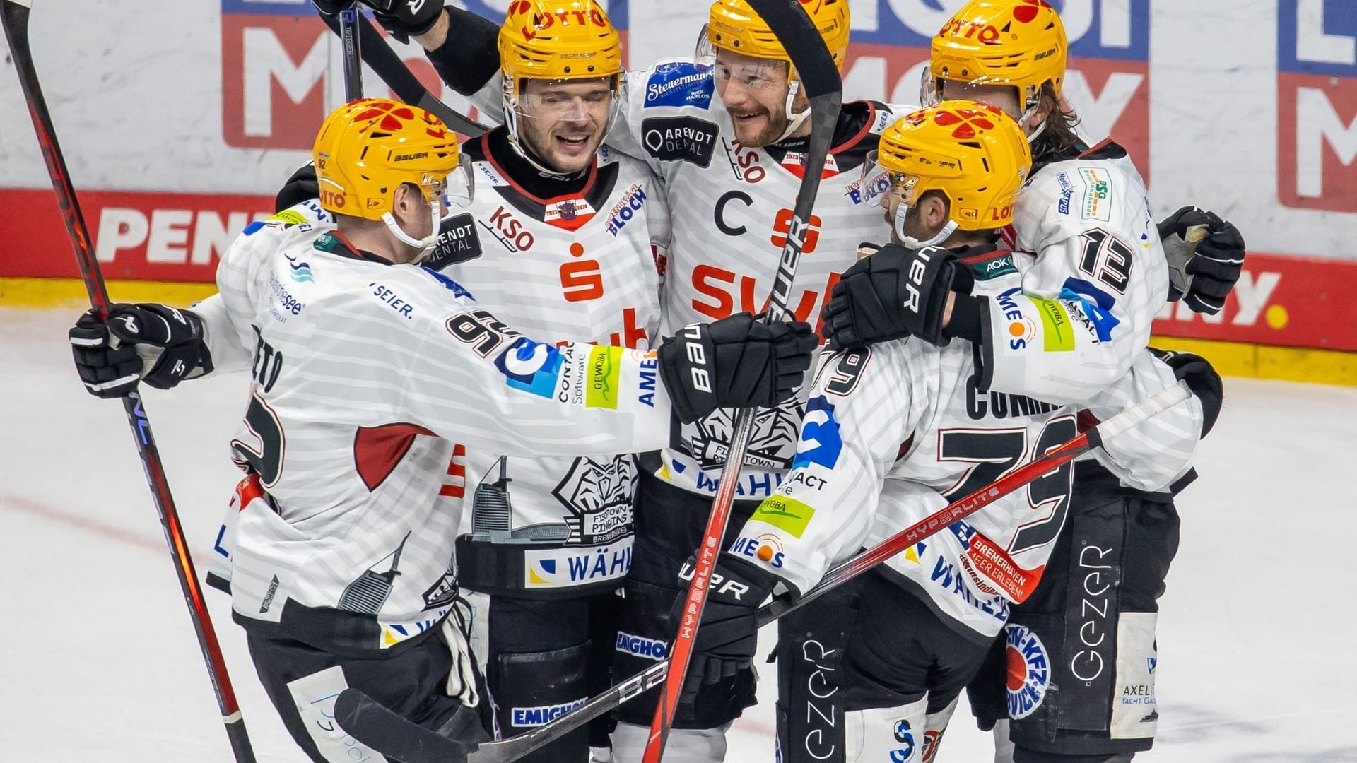 Eisbären Berlin - Pinguins Bremerhaven