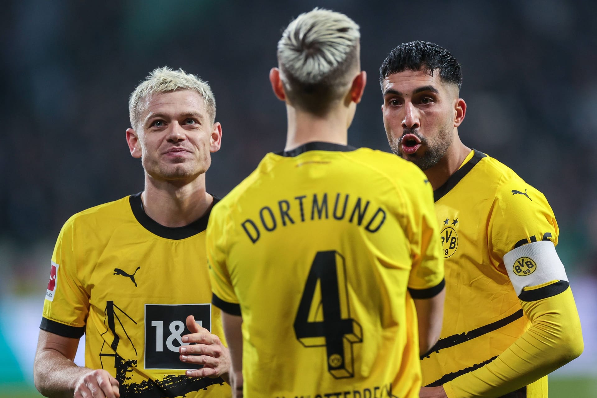 Julian Ryerson, Nico Schlotterbeck und Emre Can (v. l. n. r.): Einer der BVB-Stars muss trotz Sieg harte Kritik einstecken.