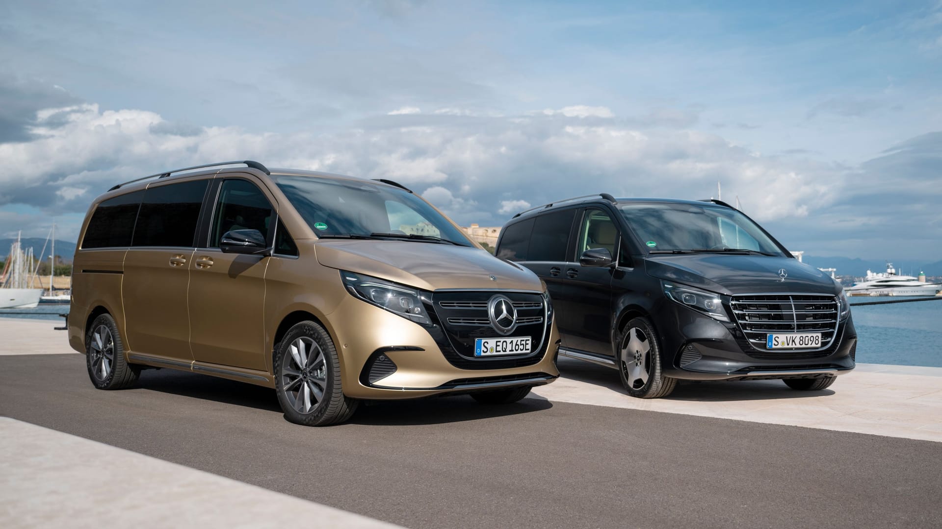 Bald auch mit richtigem Stern auf der Haube: Das Facelift der Mercedes V-Klasse.