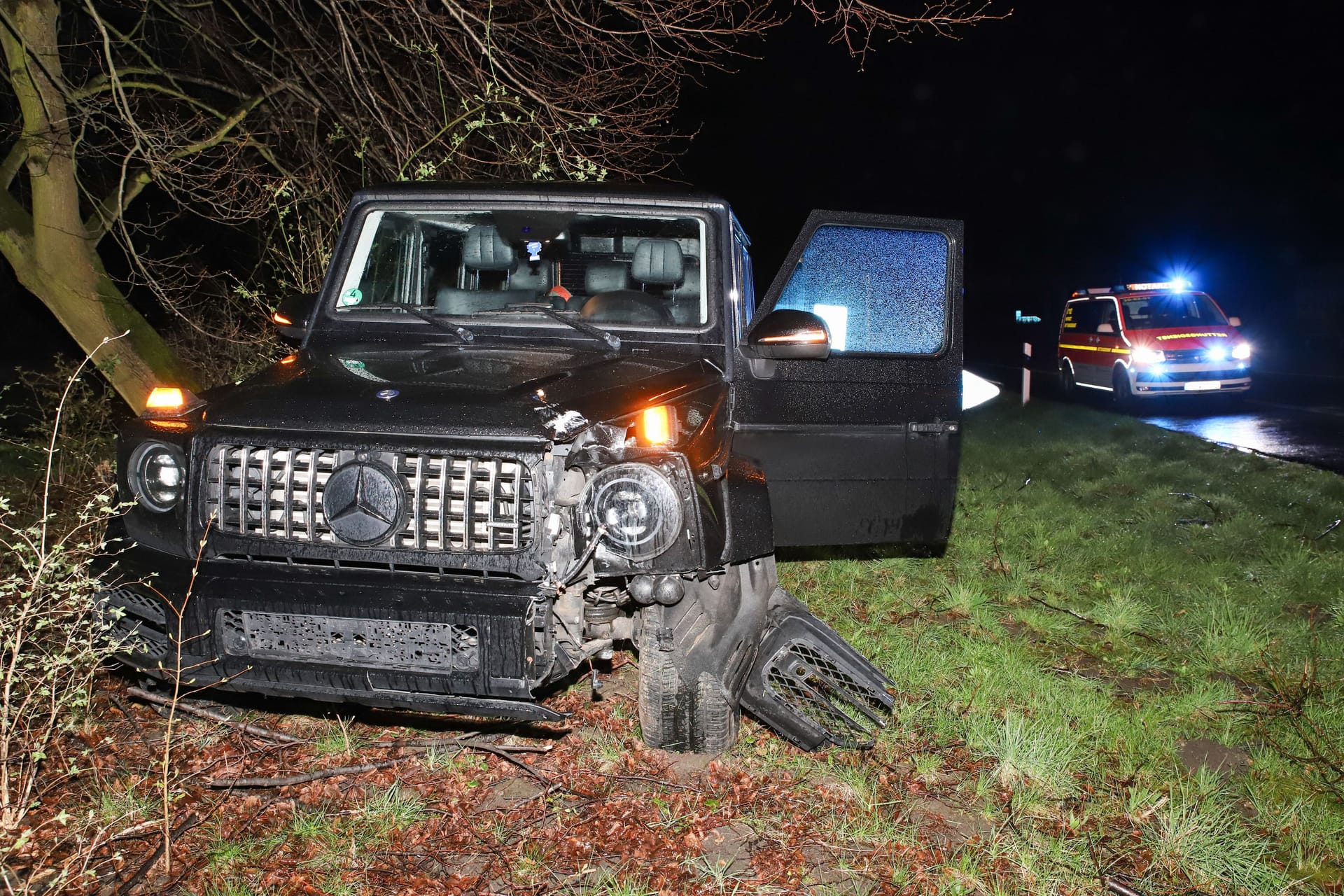 Unfallauto an der A23: Der Fahrer soll zwischenzeitlich bewusstlos geworden sein.