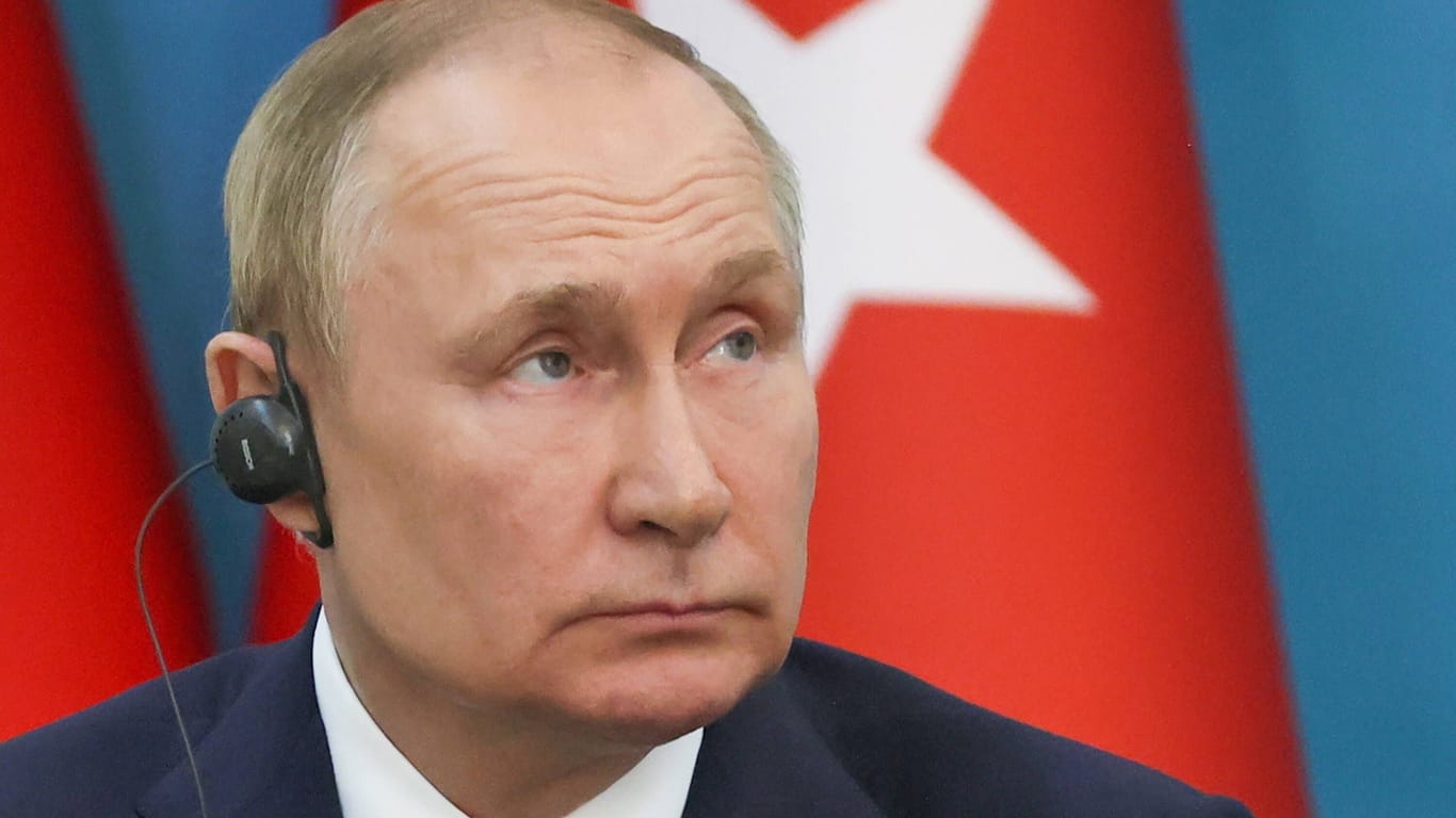 Wladimir Putin: Russlands Machthaber macht seinen Landsleuten illusorische Versprechen, meint Wladimir Kaminer.