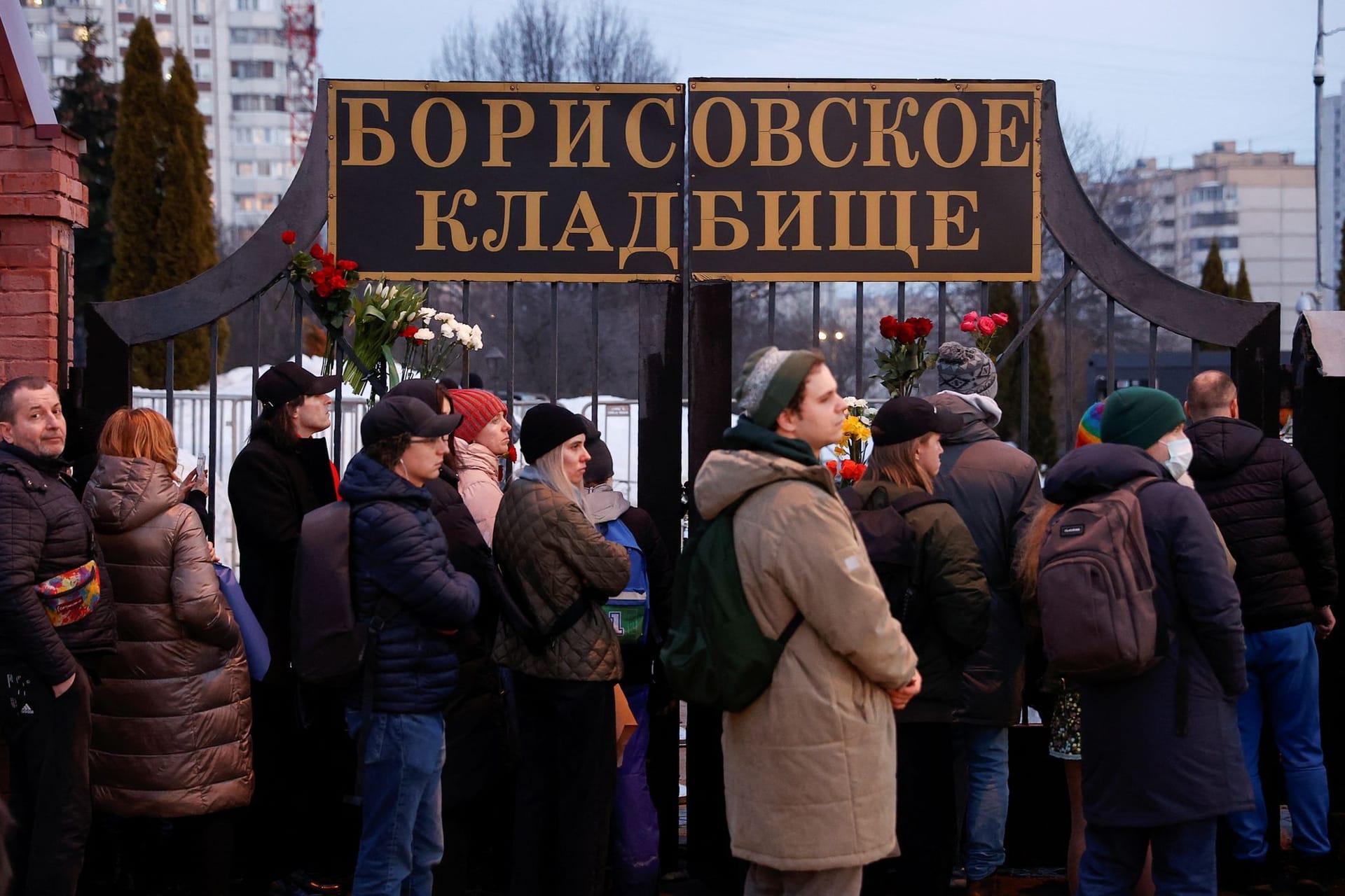 RUSSIA-NAVALNY/CEMETERY