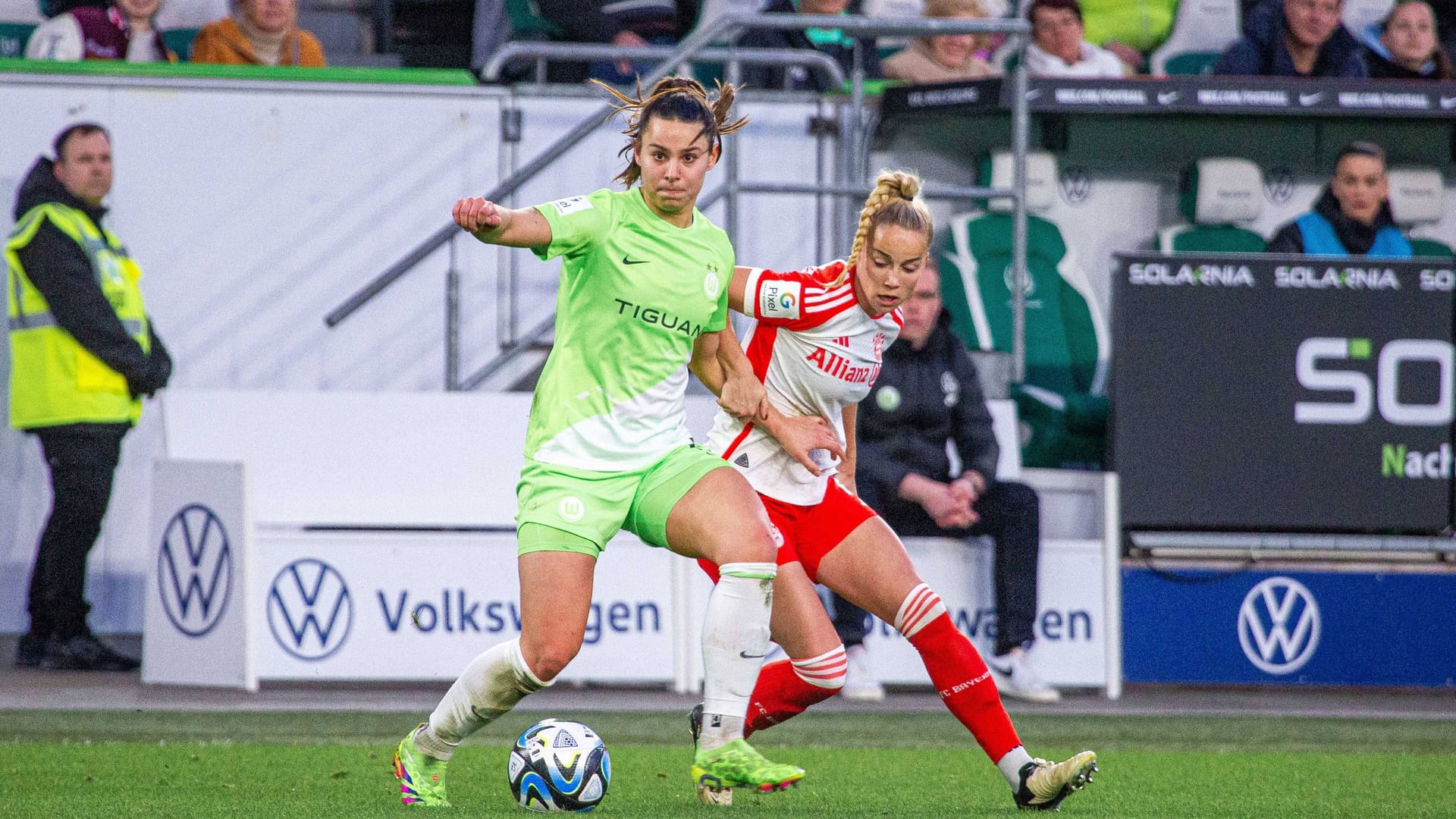 Lena Oberdorf und Giulia Gwinn: Beide sind in der Startelf gesetzt.