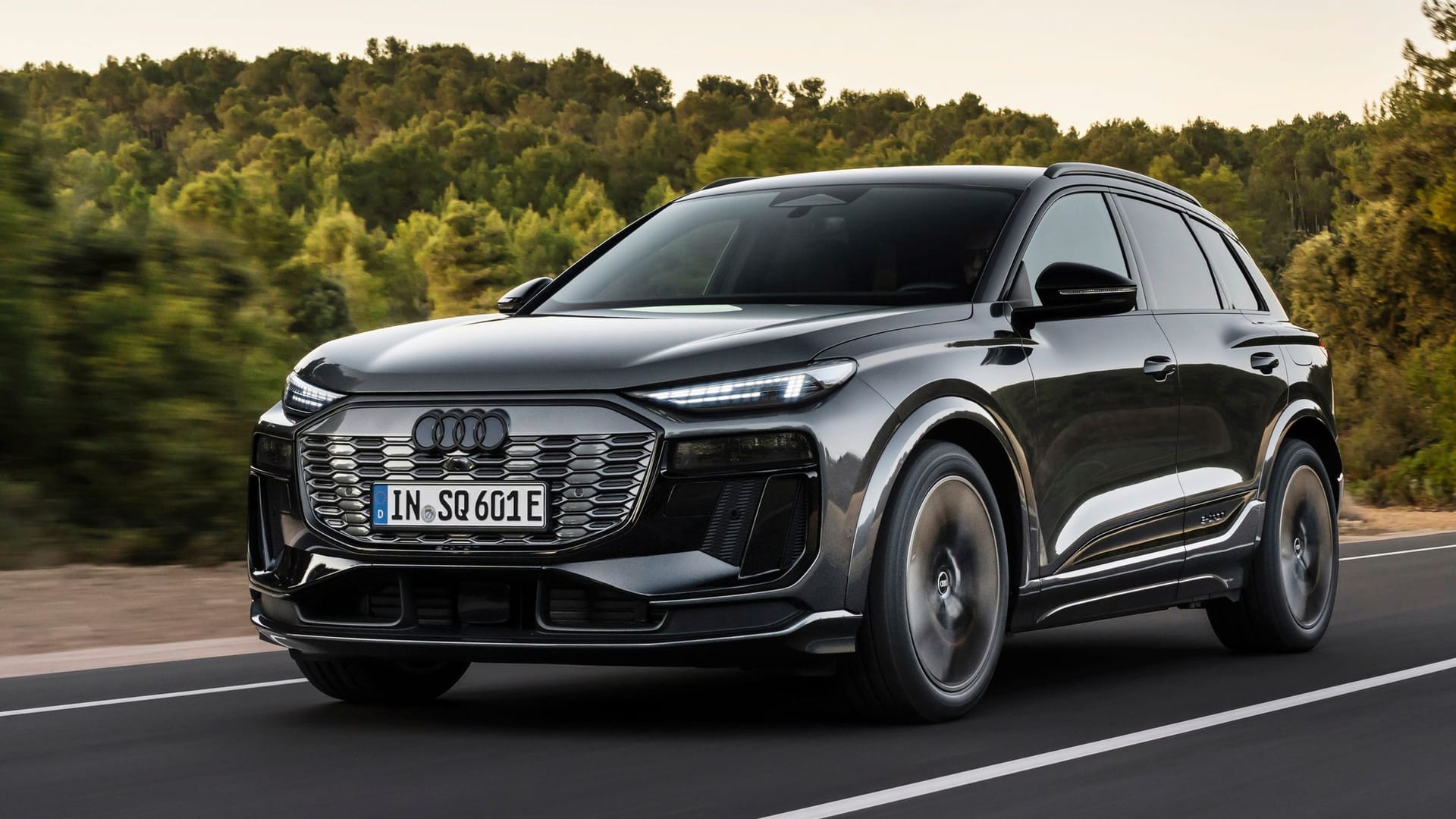 Kommt im Sommer: der neue Audi Q6 e-tron.